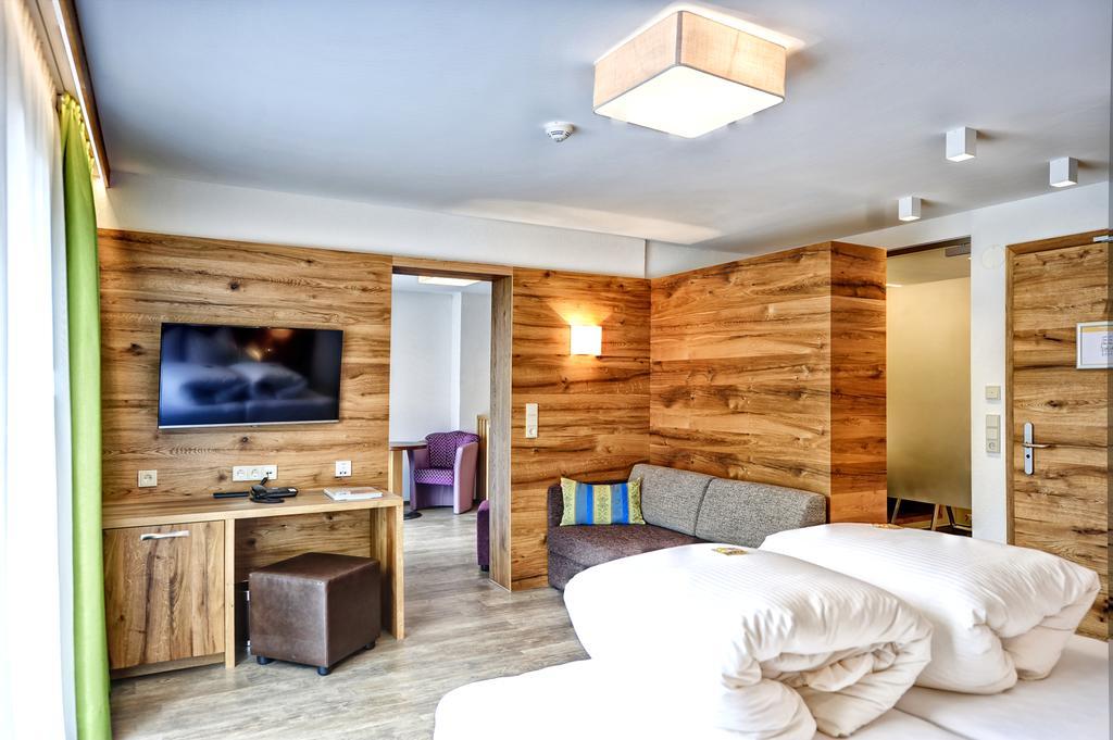 Hotel Arnika อิสชเกิล ภายนอก รูปภาพ