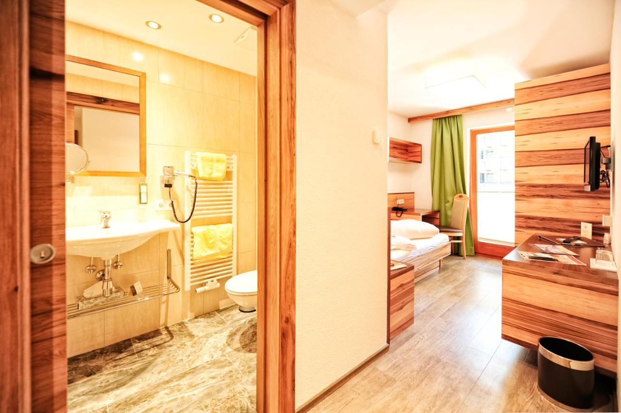 Hotel Arnika อิสชเกิล ภายนอก รูปภาพ
